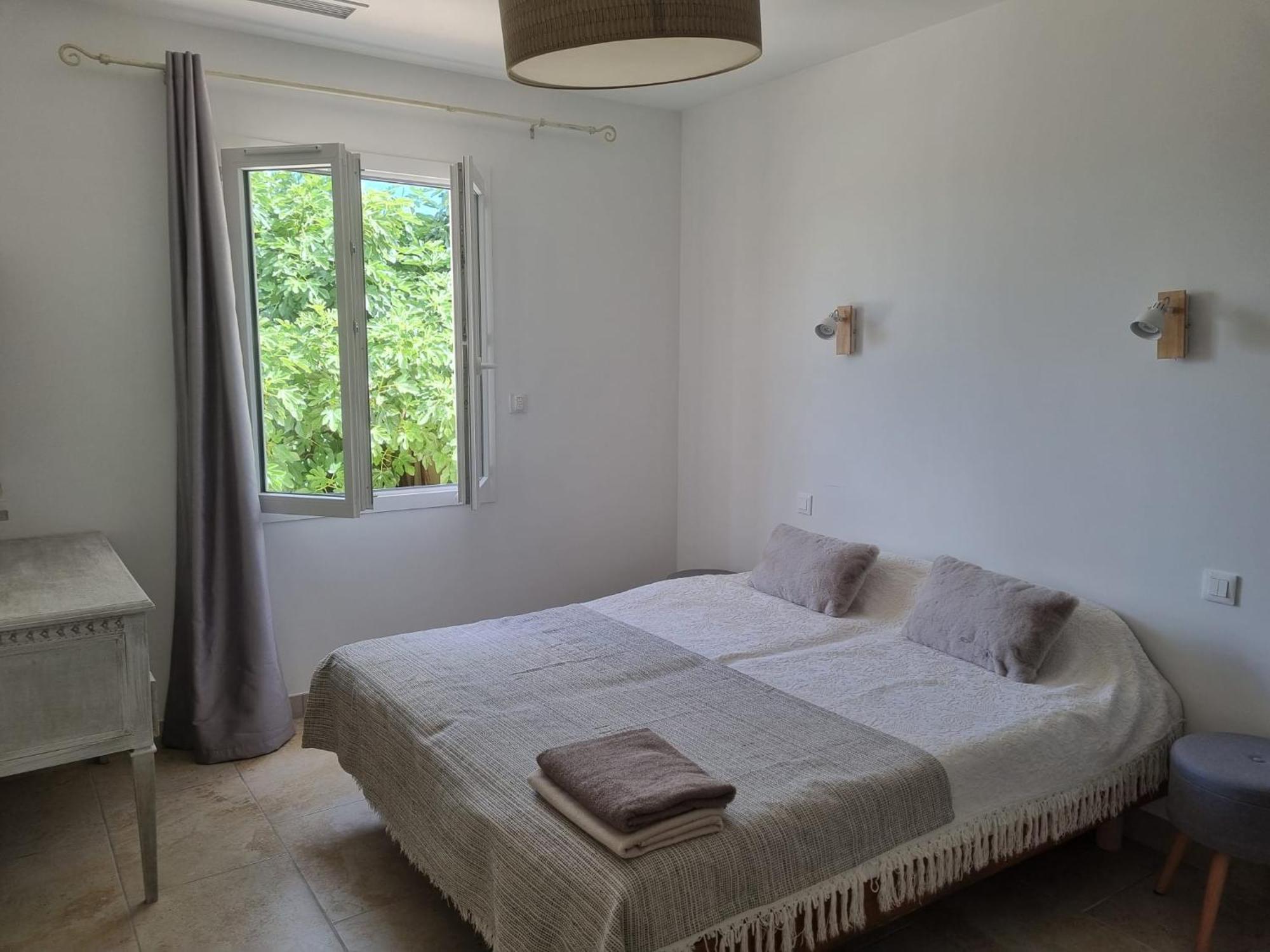 Au Fil De Soi Villa Saint-Julien-de-Peyrolas Bilik gambar